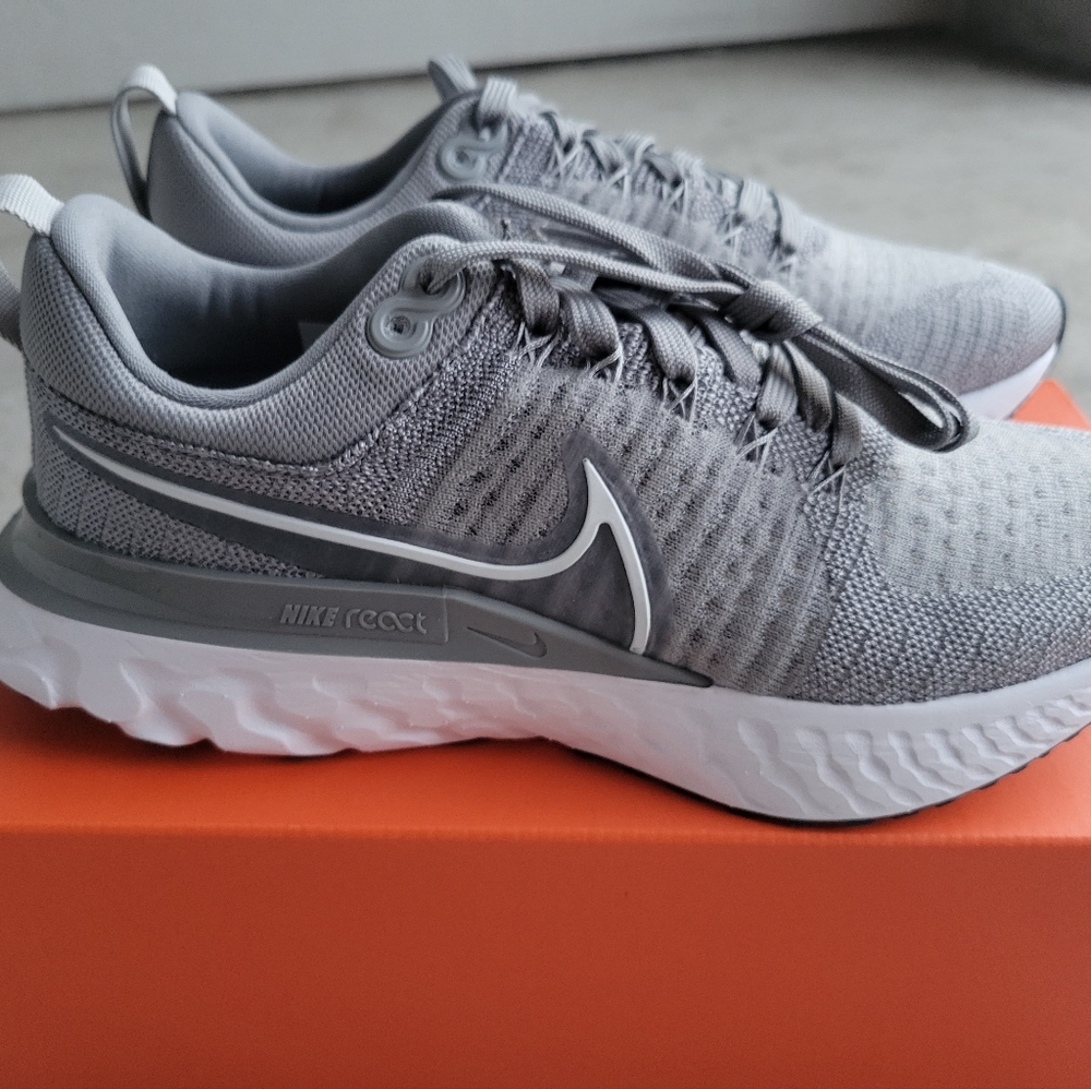 Nike React Infinity Run Flyknit 2